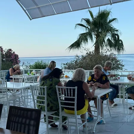 Olimpos By Rrh&r فندق 3*